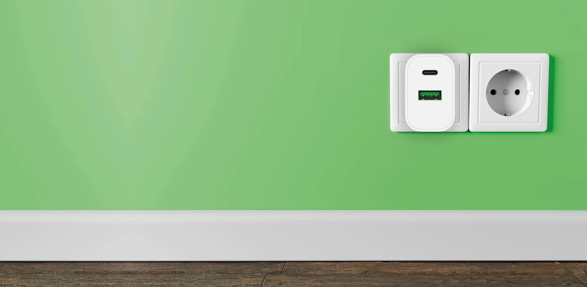 20W FAST CHARGER